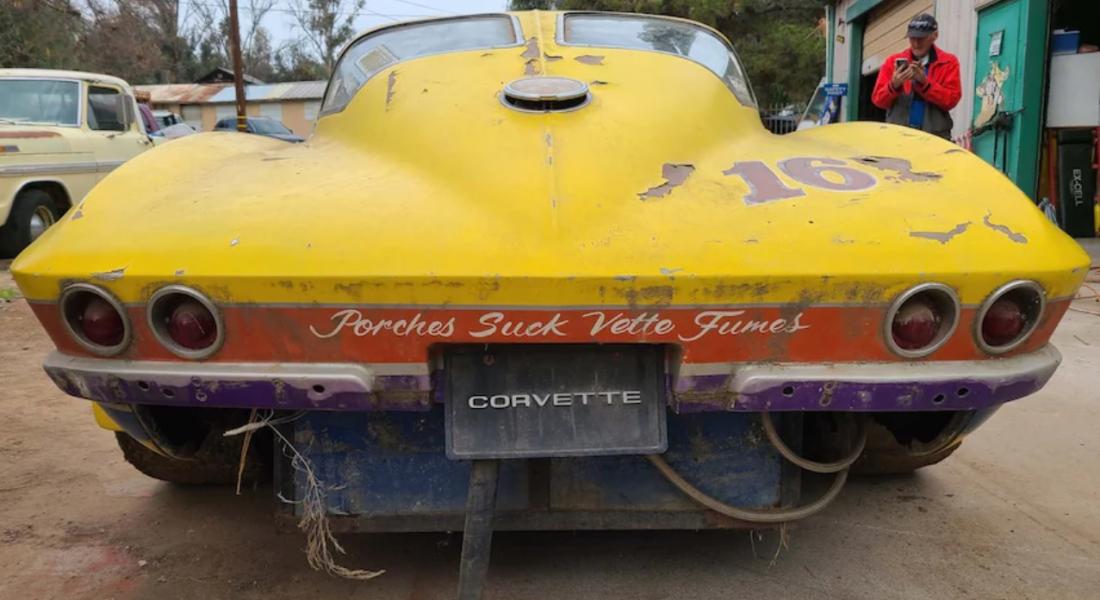 Corvette split-window racer