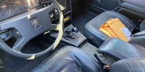 Peugeot 505 interior