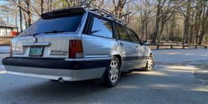 Peugeot 505 rear