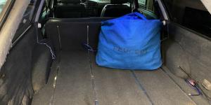 Peugeot 505 rear cargo bay