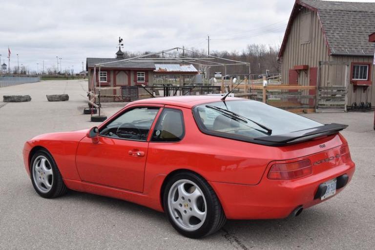 Porsche 968 rear