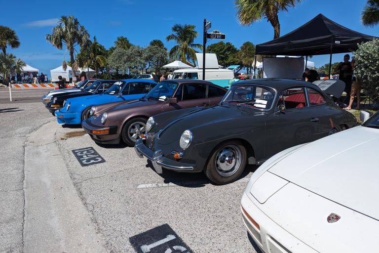 2023 Air Cooled Beach Bash participants 