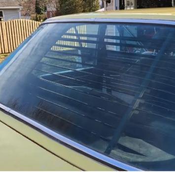 Rear window shade