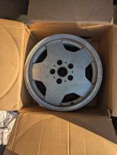 The poorly measured Zauber AMG wheels 