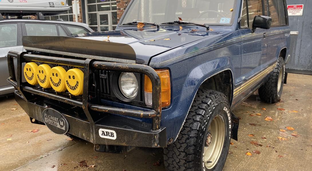 Jeff's 1986 Isuzu Trooper 