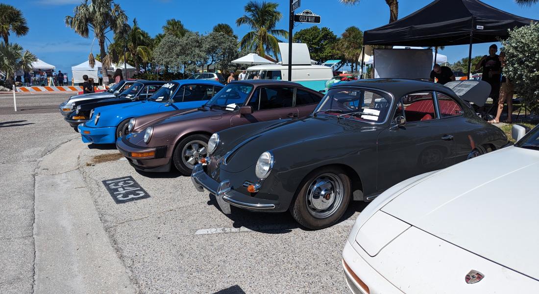 2023 Air Cooled Beach Bash participants 